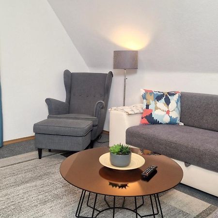Ferienwohnung Landlicht Mit Terrasse In Ruhiger Lage Sulingen Exterior photo